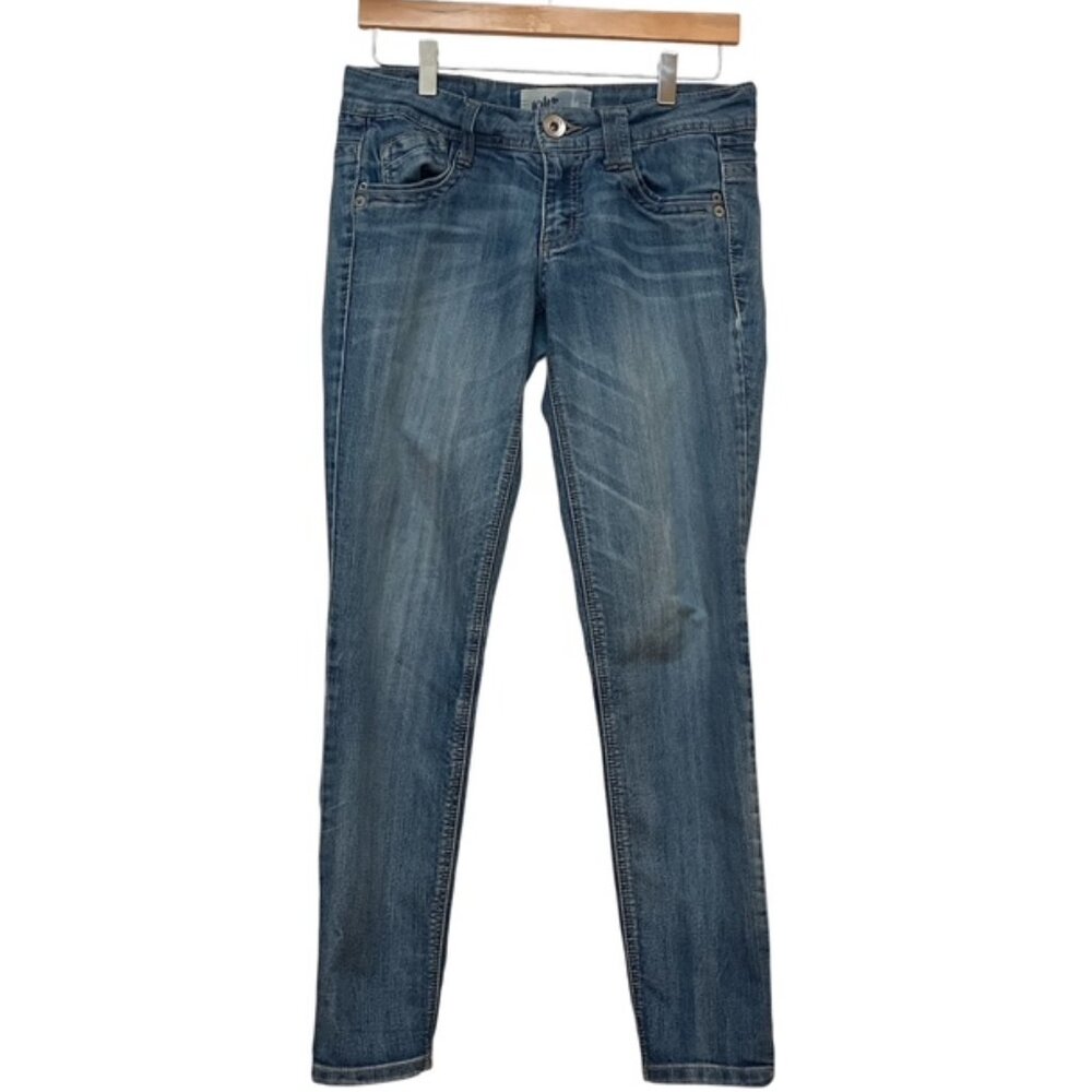 Jolt medium light wash Low Rise Boyfriend Jeans size 3